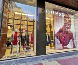 GUESS imagen 2