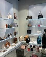 GUESS immagine 6