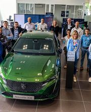 Peugeot Macard Concessionnaire image 5