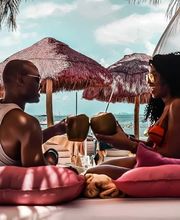 Roger Albert Voyages image 1