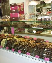 Maravelle Valerie Au Manon image 1