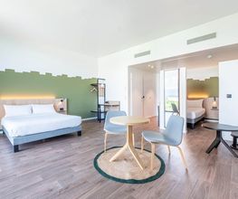 B&B HOTEL Geneva Airport Bild 7