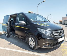 Corbières Taxi image 14