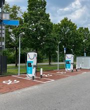 Shell Recharge Charging Station Bild 1