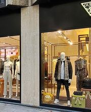 GUESS imagen 1