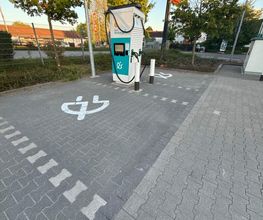 Shell Recharge Charging Station Bild 2