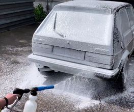 Außenreinigung bei Bem Autowellness Büchenbeuren