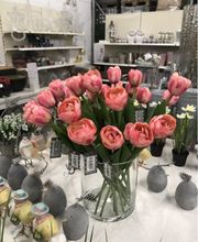 Unsere Tätigkeit ist nicht nur unser Beruf, sondern auch unsere Leidenschaft. Wir würden uns freuen, Sie zu unseren zufriedenen Kunden zählen zu dürfen. Kommen Sie in unserem Cash & Carry Markt in Muttenz vorbei und überzeugen Sie sich von unserem vielseitigen Angebot.