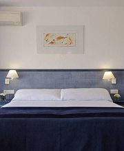 hotel-blaumar-suite-estandar-02.jpg