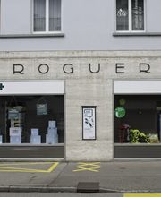 en-dehors-de-la-pharmacie-amavita-delémont