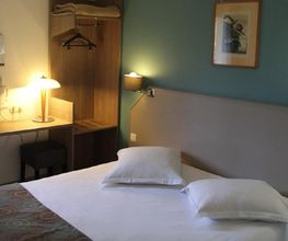 Doubs Hotel image 3