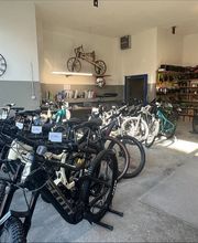 Bikeria, Crastan Gian Duri Bild 2