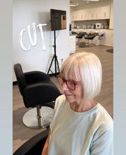 Fantastic Sams Cut and Color image 4