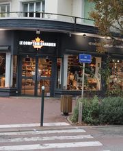 Le Comptoir Canadien image 19