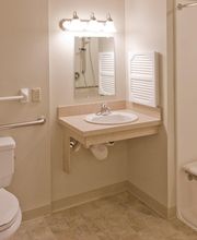 Burnett Manor image 6