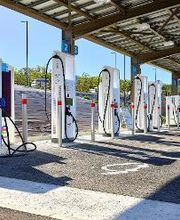 ToatlEnergies Charging Station image 10