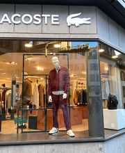 Lacoste Bild 1