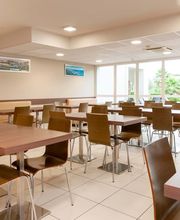 B&B HOTEL Saint-Jean-de-Luz image 10