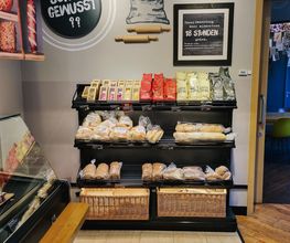 Junge Die Bäckerei. Bild 10