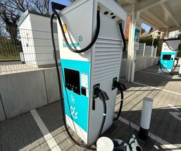 Shell Recharge Charging Station Bild 1