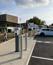 Shell Recharge Charging Station image 1