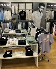 AWG Mode Center Naila Bild 13