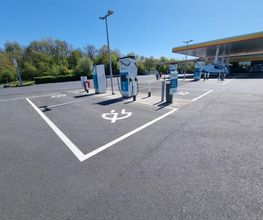 Shell Recharge Charging Station Bild 3