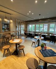 Dihei - Hotel, Lounge, Bar Bild 1