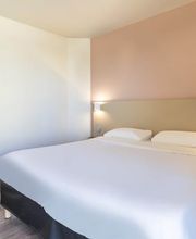 B&B HOTEL Marseille Centre La Timone image 1