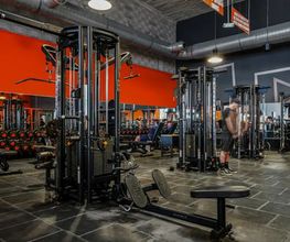 Basic-Fit 24/7 image 1