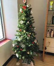 Fantastic Sams Cut & Color image 15