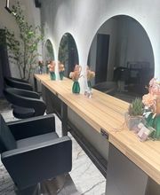 MAVIE Hairstyling GmbH Bild 2