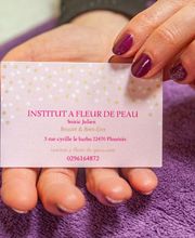 A Fleur De Peau image 14