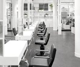 SHIFT Friseure Schöneberg - Aveda Salon Bild 4