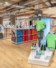 INTERSPORT Voswinkel Limbecker Platz Bild 2