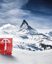 Swiss Label ist der Verein zur Förderung von Schweizer Qualitätsprodukten und - Dienstleistungen. Das Label steht sowohl im Inland als auch international für Werte wie Kompetenz, Qualität, Tradition und Bodenständigkeit. Mitglieder des Vereins können ihre Produkte und Dienstleistungen mit dem renommierten Armbrust-Label kennzeichnen, um ihre enge Verbindung zum Standort Schweiz zu verdeutlichen.