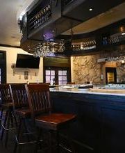 Full bar with speciality cocktails