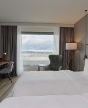 Premium Room - Airfield View