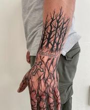 Line Tattoo & Piercing Heilbronn Bild 12