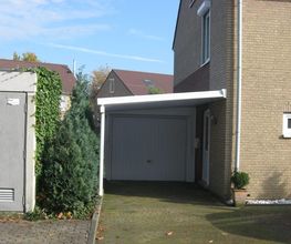 Carport aus Aluminiumprofilen mit Doppelstegplatten
