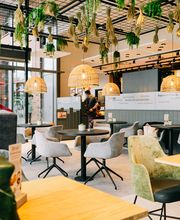 Junge Die Bäckerei. Bild 7