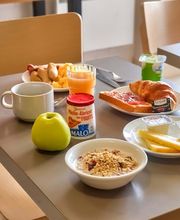 B&B HOTEL Herblay image 2