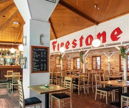 Restaurant Oldtimer Galerie Bild 15