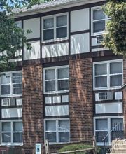 Ashbury Court Apartments image 2